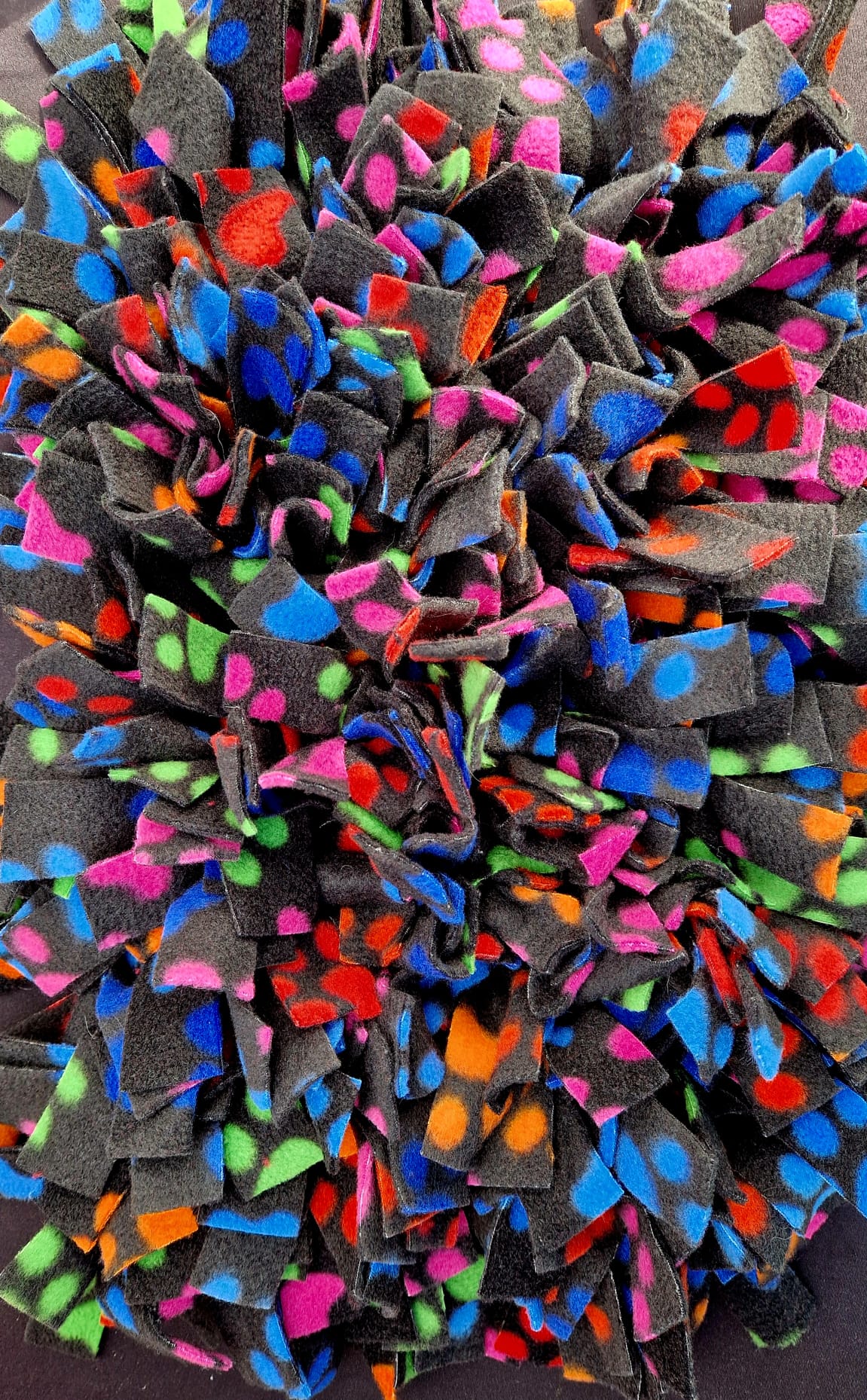 black multi paw medium snuffle mat